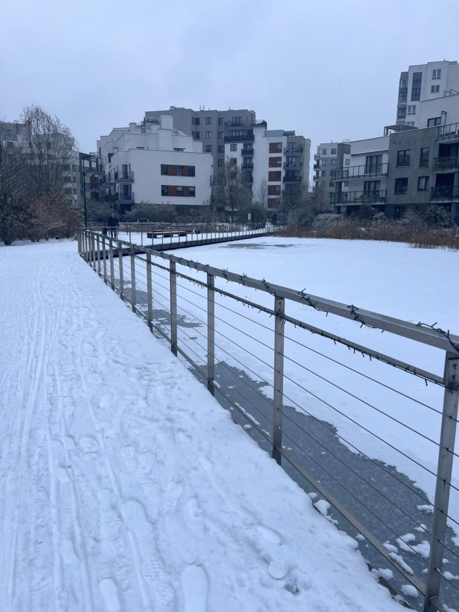 Lake Park Apartament With Free Parking Airport Netflix Apartment Варшава Екстериор снимка