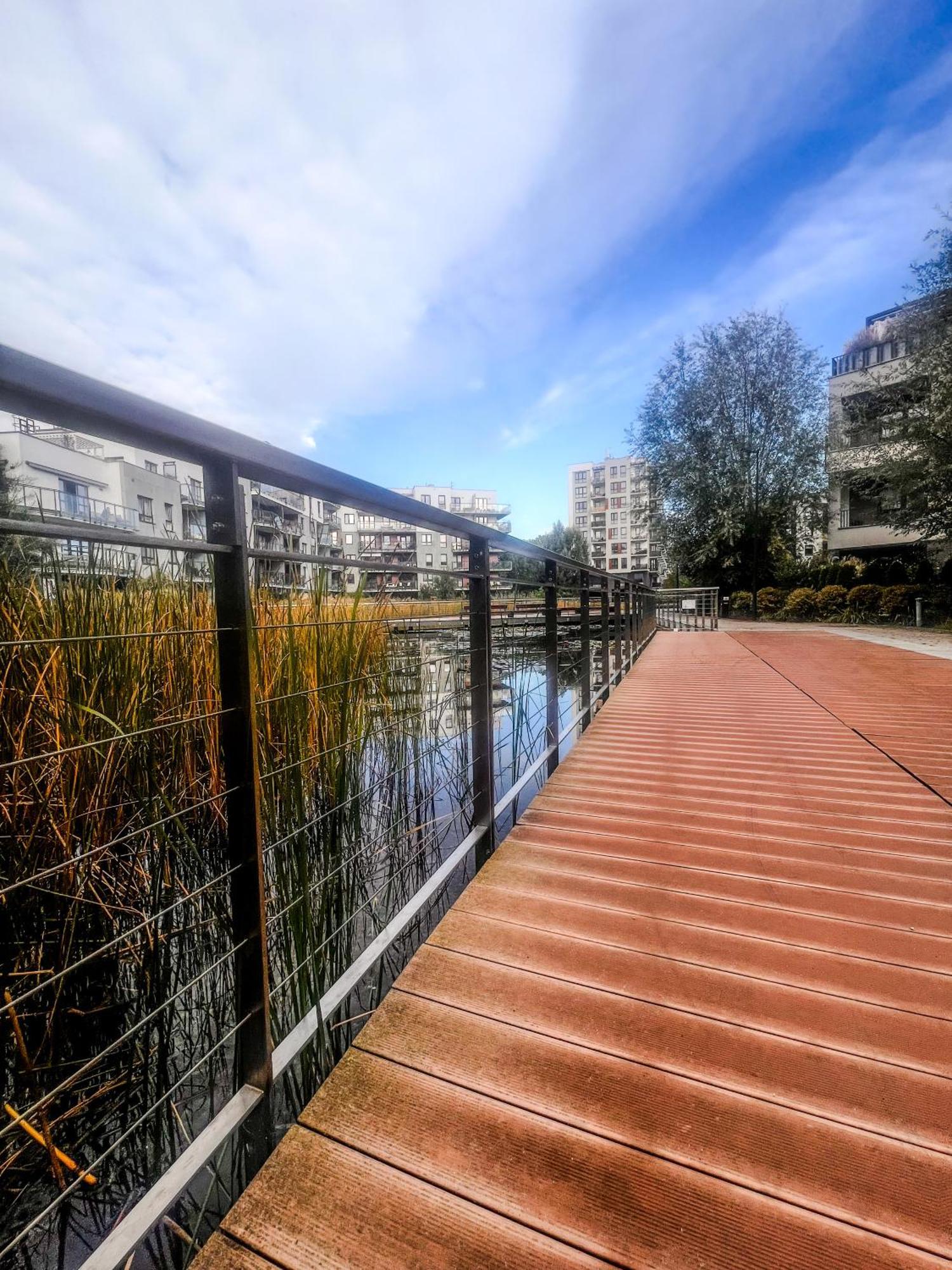 Lake Park Apartament With Free Parking Airport Netflix Apartment Варшава Екстериор снимка